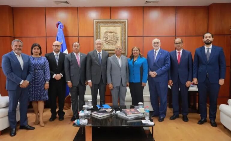 Cámara de Diputados recibe proyecto de ley del Poder Ejecutivo para transformar el ensanche La Fe