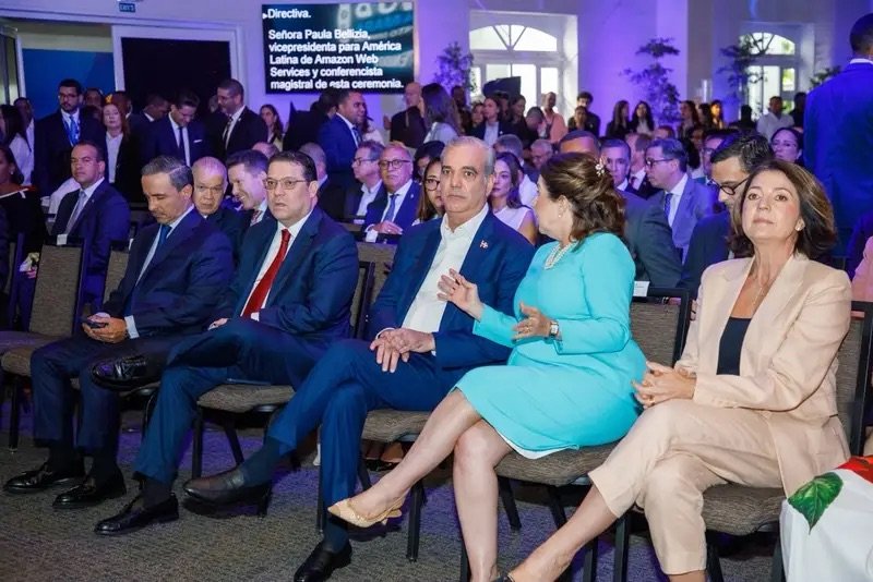 Presidenta de Cámara de Santo Domingo destaca crecimiento de las exportaciones, que alcanzan US$9,277 millones