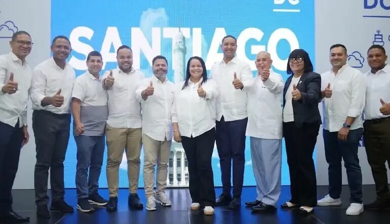 Proyecto de David Collado extiende su estructura política a nueve zonas de Santiago