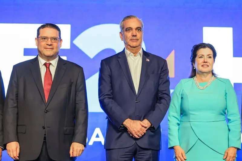 Unifican el Registro Mercantil en las 32 cámaras de comercio del país para agilizar la creación de empresas