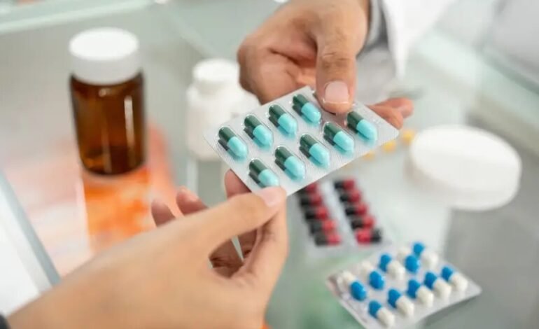 Farmacéuticos advierten sobre amenazas al suministro de medicamentos en hospitales públicos