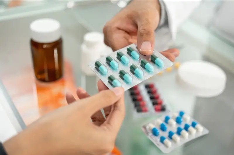Farmacéuticos advierten sobre amenazas al suministro de medicamentos en hospitales públicos