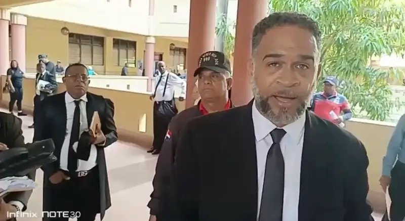Abogado denuncia que fiscal citó a dos menores por conflicto inmobiliario