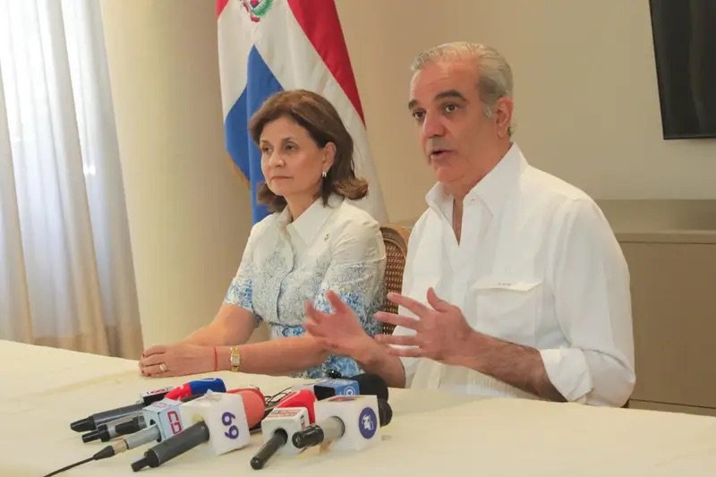 Presidente anuncia ampliación de carretera hacia Licey al Medio a cuatro carriles&nbsp;