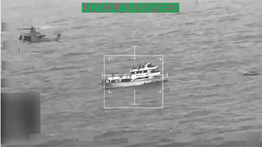 Cuatro personas mueren en ataque a lancha rápida vinculada al narcotráfico en EE.UU.