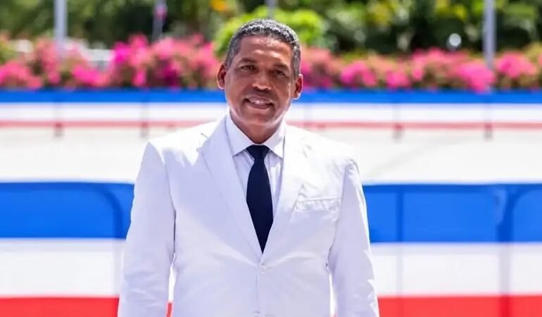 Carlos Ortiz revela que David Collado saldrá en enero a recorrer el país