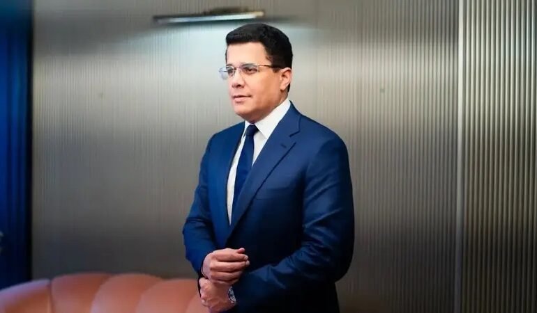 RD Elige: David Collado encabeza preferencia electoral dentro y fuera del PRM