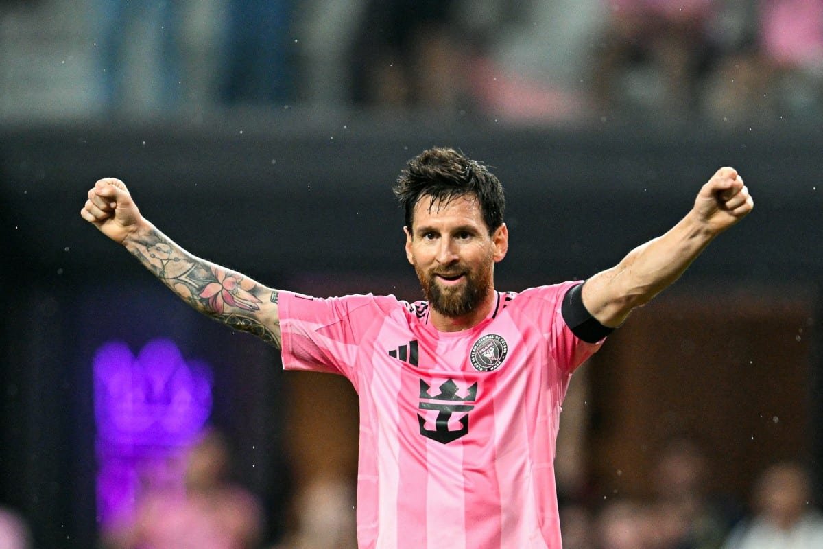 Messi se prepara para cerrar más de dos décadas con Argentina como dueño de históricos récords