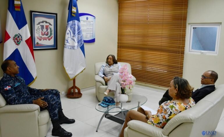 UASD Recinto Barahona y Policía Nacional acuerdan corredor de seguridad para proteger a la familia universitaria