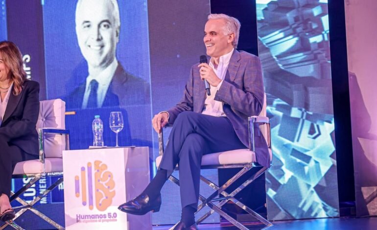 Luis Miguel De Camps destaca transformación digital y formación docente para integrar la inteligencia artificial a la educación