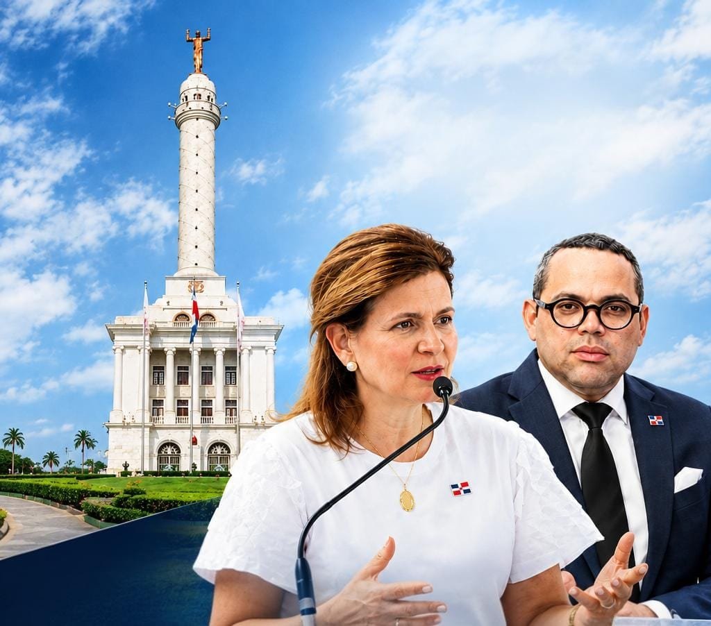 Máximo Miñoso destaca liderazgo de Raquel Peña ante el lleno total en horas del almuerzo de AMCHAMDR