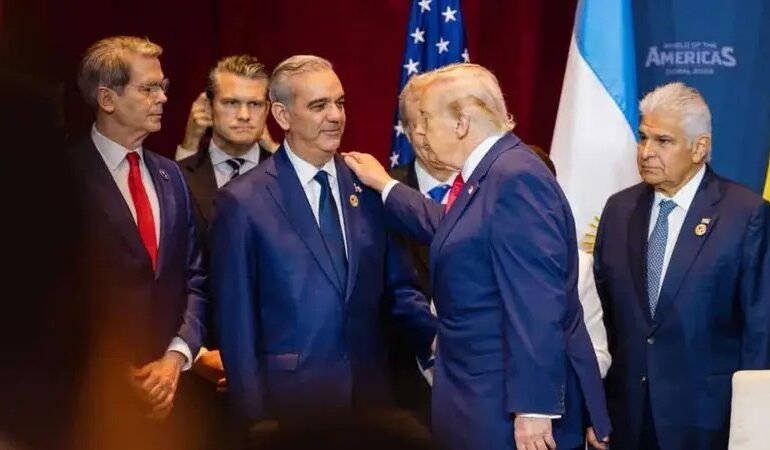 Trump califica a Abinader como «un gran tipo» y destaca el trabajo de Leah Francis Campos como embajadora en RD