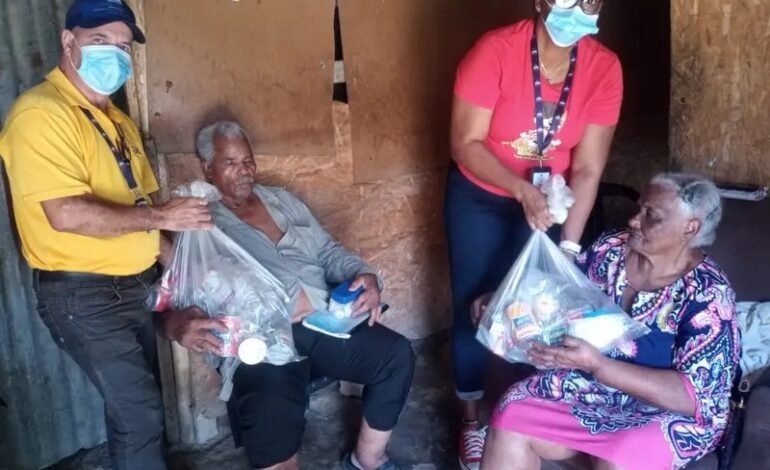 Envejecer en RD: una vejez marcada por la soledad, la precariedad y el abandono