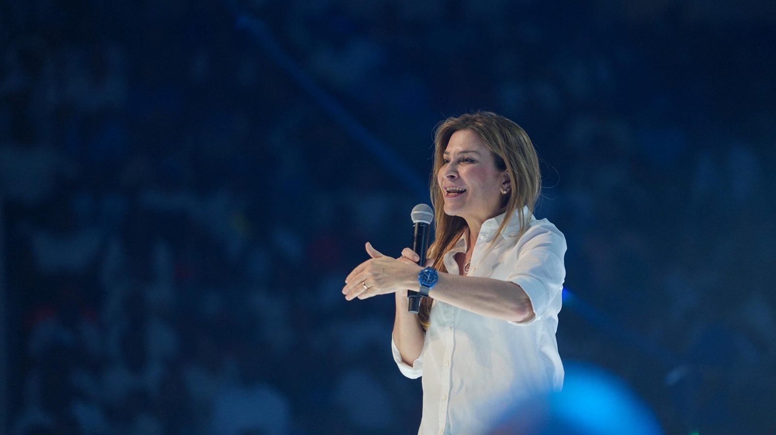 Carolina Mejía supervisa obras y lleva operativo médico a Villas Agrícolas