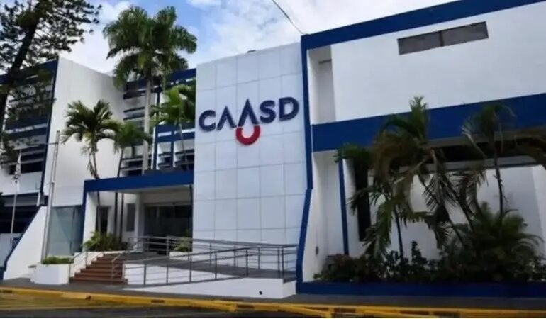 Tribunal arbitral condena a la CAASD al pago de RD$888 millones a AAA Dominicana