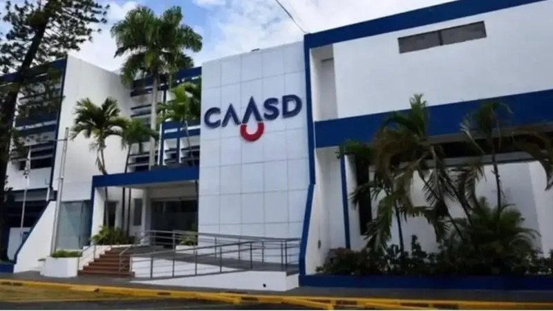Tribunal arbitral condena a la CAASD al pago de RD$888 millones a AAA Dominicana