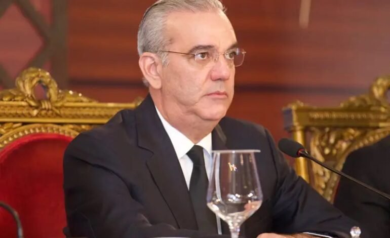 Presidente Abinader: “Hasta la palabra doméstica es insultante; hay que ir eliminando esa palabra”