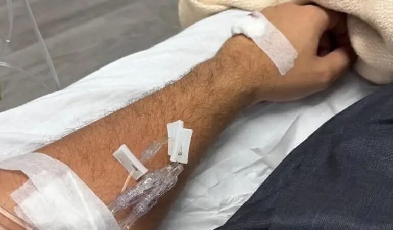 Omar Fernández es ingresado por agotamiento y llama a escuchar las señales del cuerpo