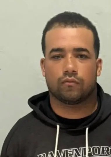 Se entrega otro implicado en caso de intento de asalto a joyería
