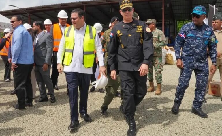 Incautan 46 millones de medicamentos e insumos hospitalarios a red ilegal
