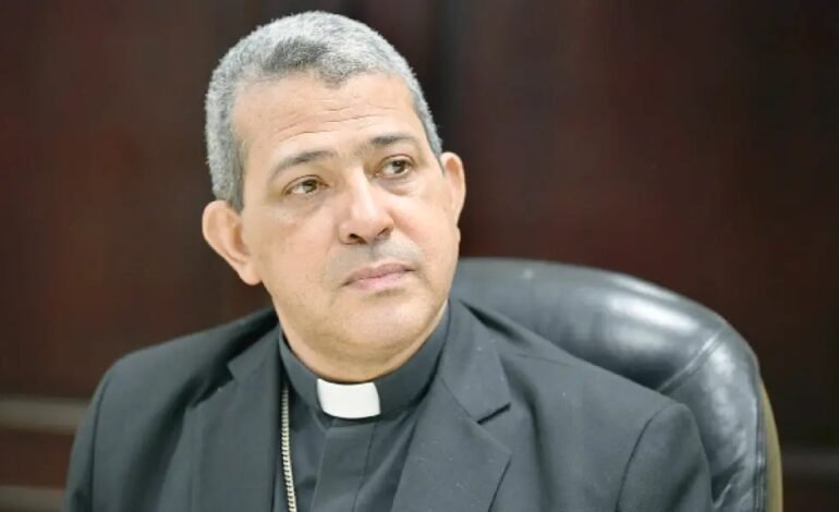 Monseñor Carlos Tomás Morel Diplán asume como arzobispo metropolitano de Santo Domingo