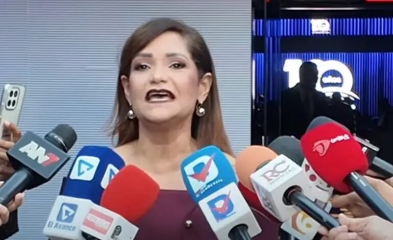 Directora de ADORA destaca evolución de la radio dominicana y llama a fortalecer calidad de contenidos