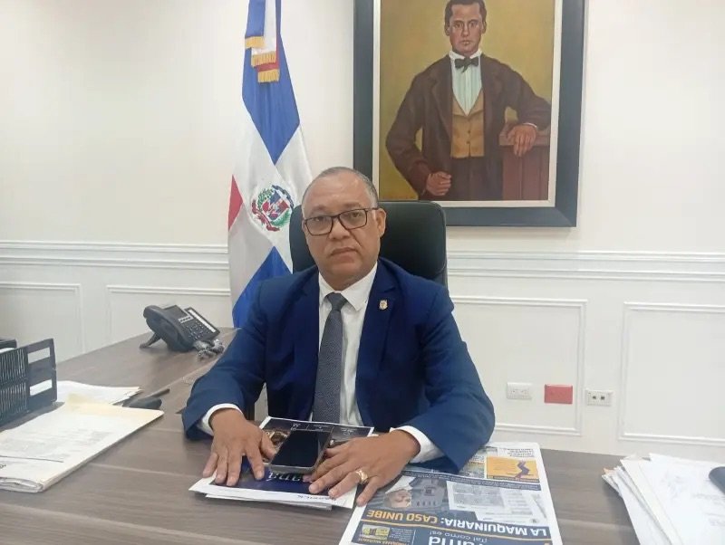 Senador Johnson Encarnación condena ataques racistas contra diputada Millys Martínez y exige investigación exhaustiva tras acción policial contra ella